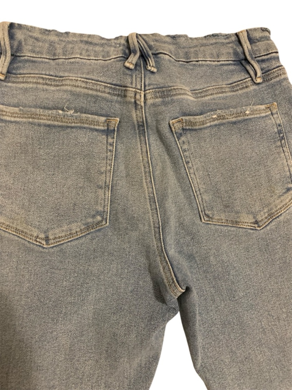 Good American Light Wash Skinny Jeans - Picture 7 of 8